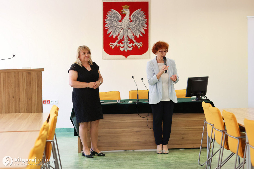 Awanse nauczycielskie wręczone