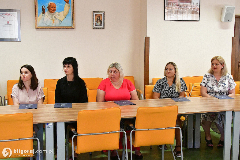 Awanse nauczycielskie wręczone