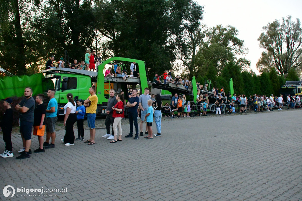 Adrenalina na Kółkach: Monster Truck Show na OSiRze