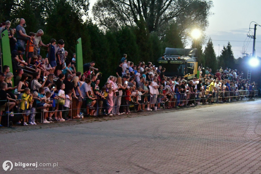 Adrenalina na Kółkach: Monster Truck Show na OSiRze