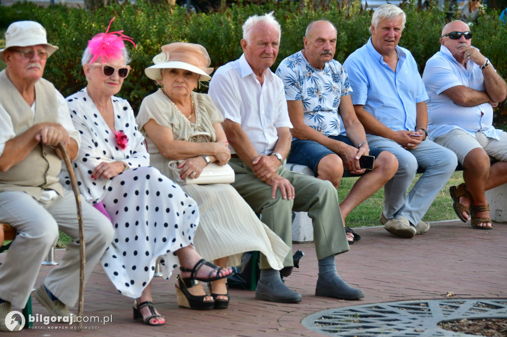 Seniorzy w akcji: Narodowe Czytanie 