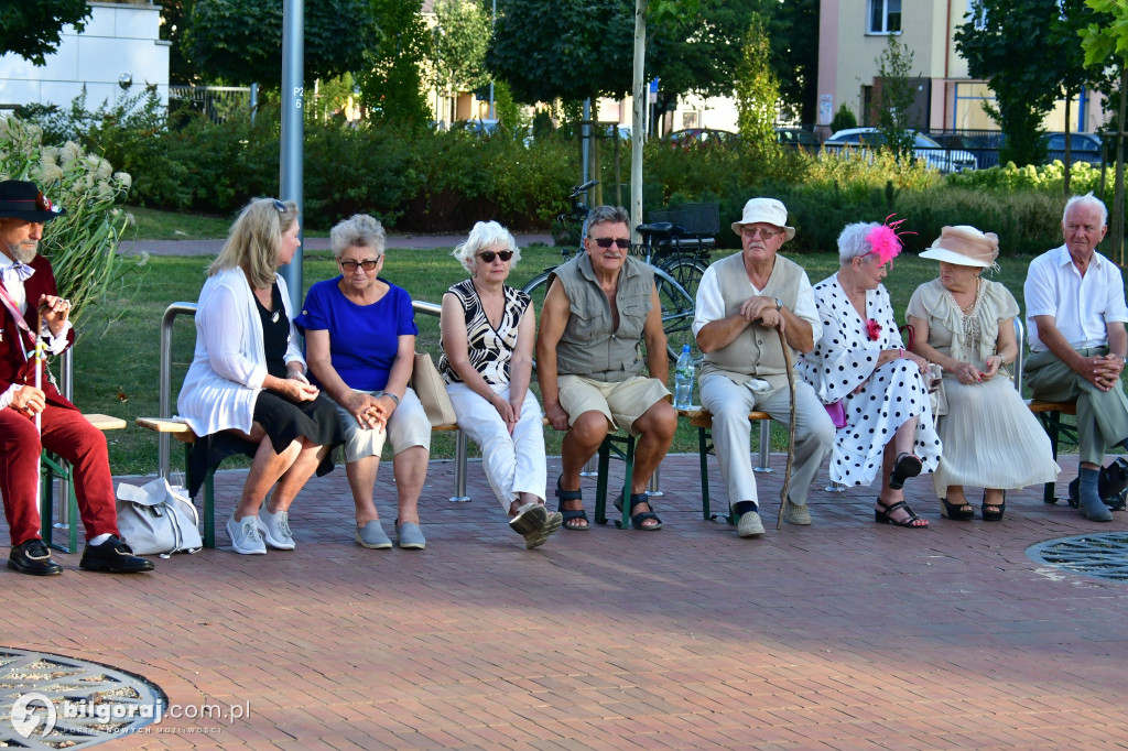 Seniorzy w akcji: Narodowe Czytanie 