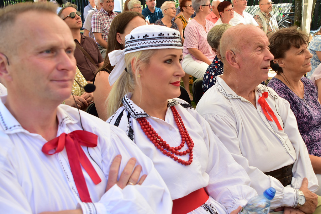 V Przegląd Zespołów Obrzędowych Powiatu Biłgorajskiego w Zagrodzie Sitarskiej