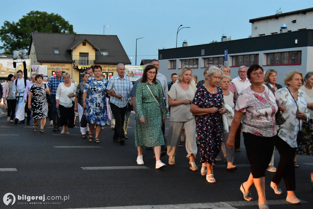 Krucjata Różańcowa za Ojczyznę w Biłgoraju: Świadectwo wiary i nadziei