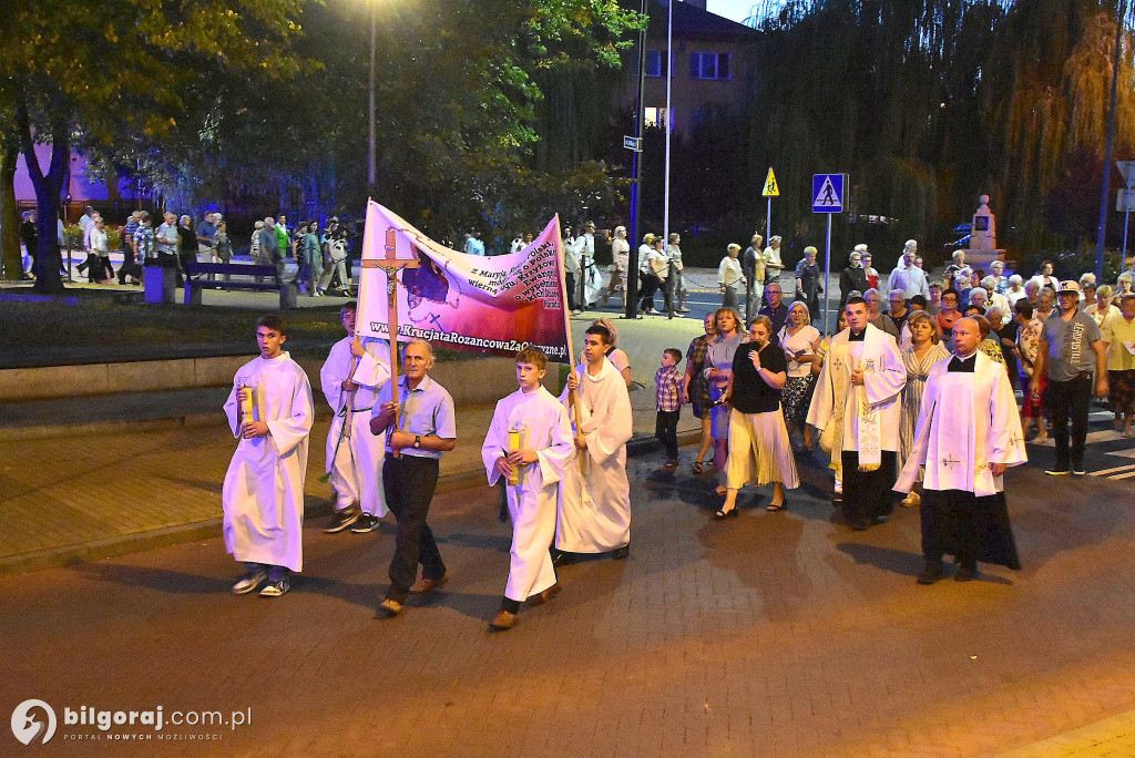 Krucjata Różańcowa za Ojczyznę w Biłgoraju: Świadectwo wiary i nadziei
