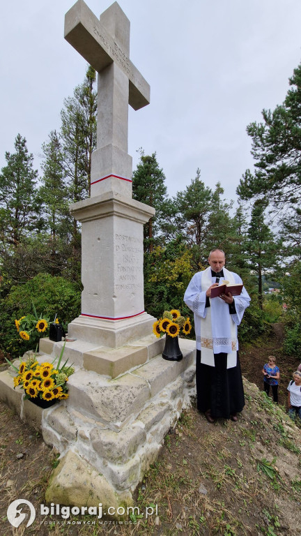 Krzyż w Tarnowoli: Symbol historii i społecznej integracji