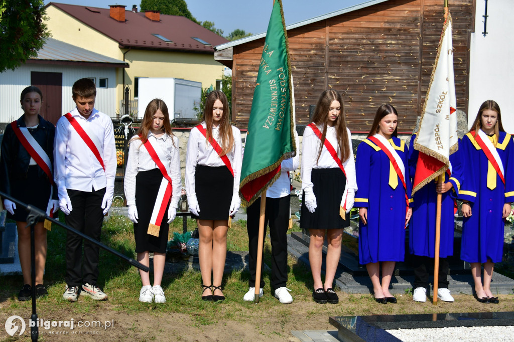 Tereszpol. Pochowanie szczątek żołnierzy WP