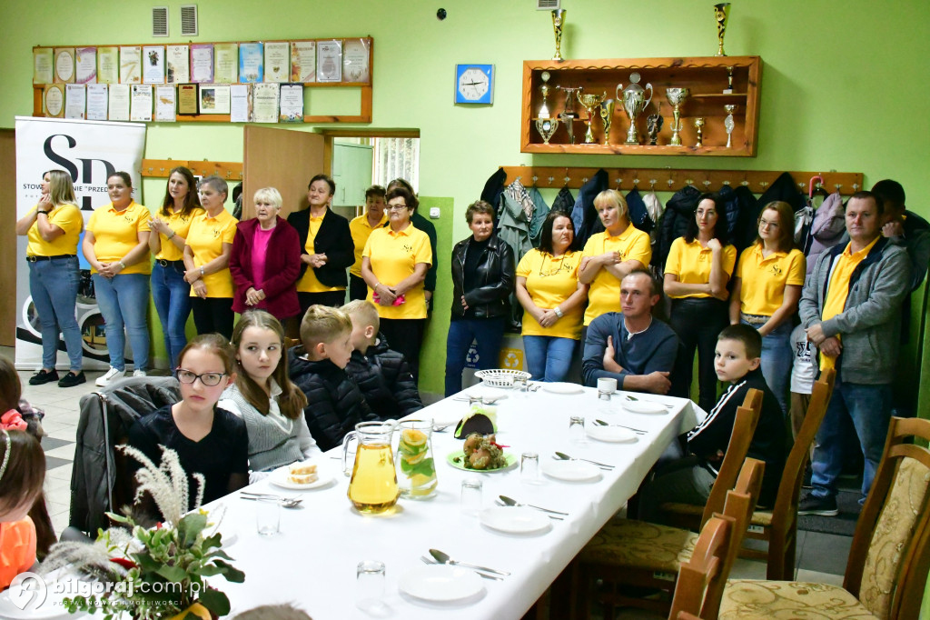 Święto Pieczonego Ziemniaka w Potoku Górnym: Integracja, tradycja i zabawa