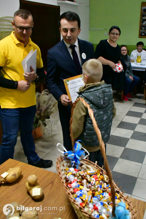 Święto Pieczonego Ziemniaka w Potoku Górnym: Integracja, tradycja i zabawa