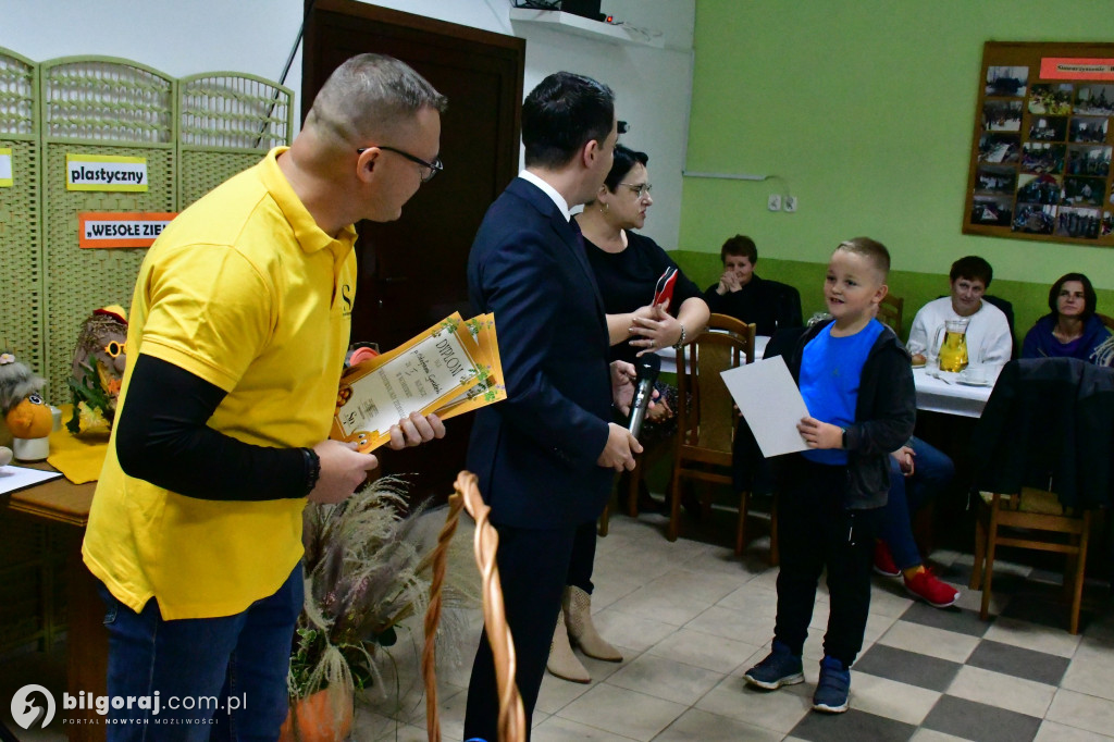 Święto Pieczonego Ziemniaka w Potoku Górnym: Integracja, tradycja i zabawa