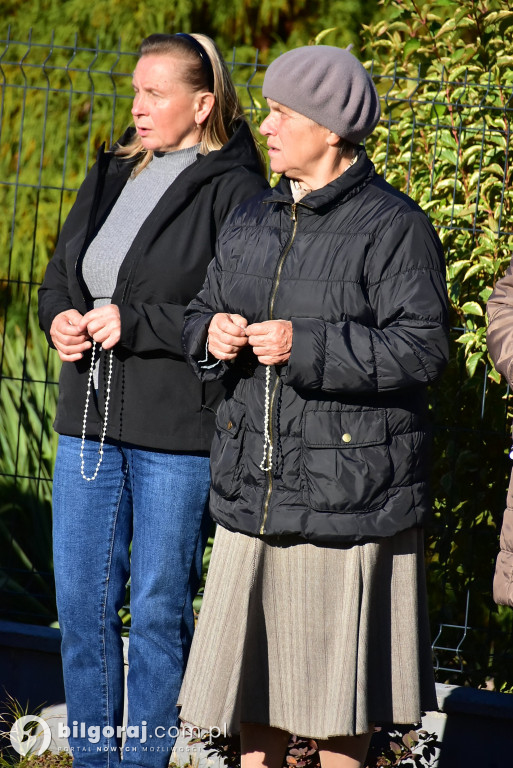 Dereźnia. Procesja różańcowa. Wiara i tradycja mieszkańców