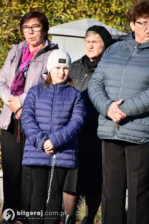 Dereźnia. Procesja różańcowa. Wiara i tradycja mieszkańców