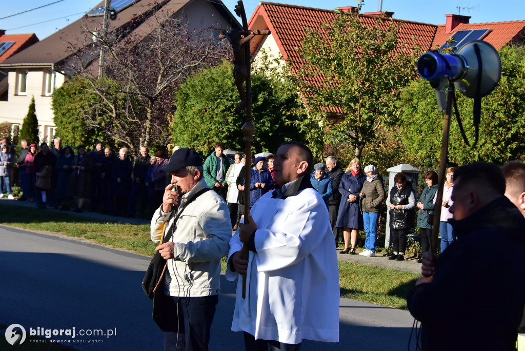 Dereźnia. Procesja różańcowa. Wiara i tradycja mieszkańców