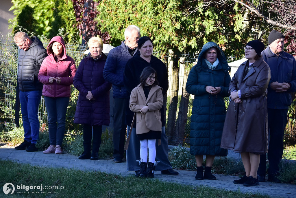 Dereźnia. Procesja różańcowa. Wiara i tradycja mieszkańców