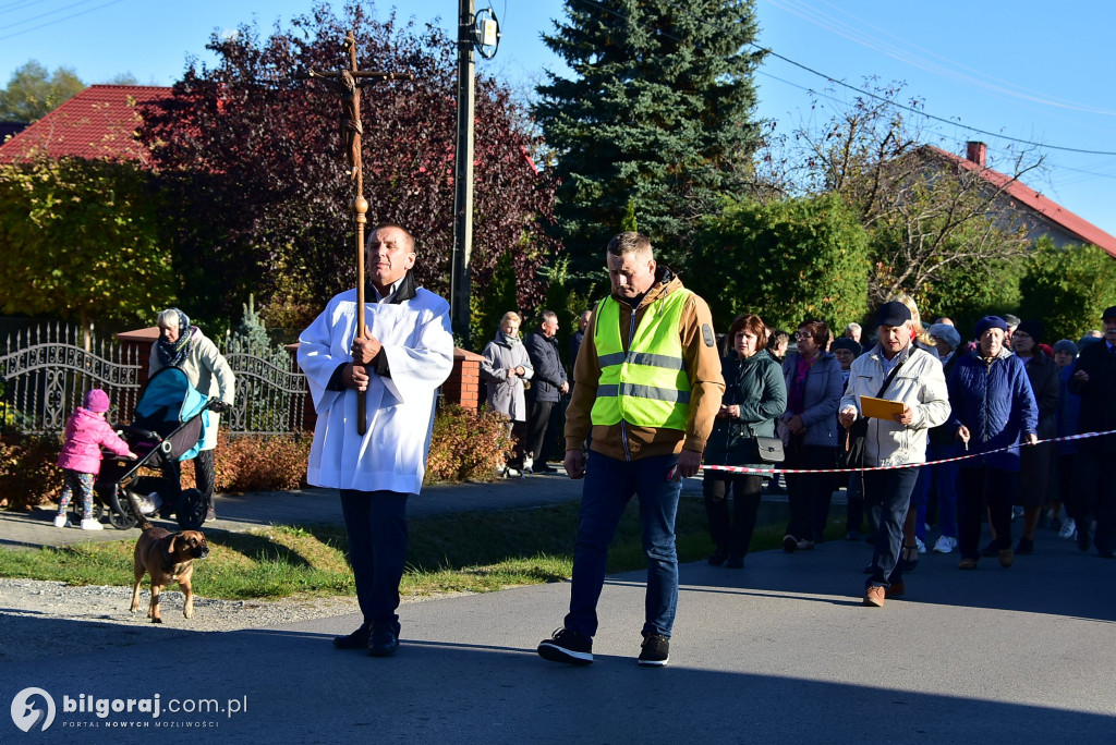 Dereźnia. Procesja różańcowa. Wiara i tradycja mieszkańców