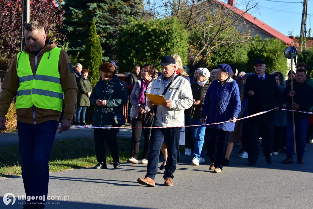 Dereźnia. Procesja różańcowa. Wiara i tradycja mieszkańców