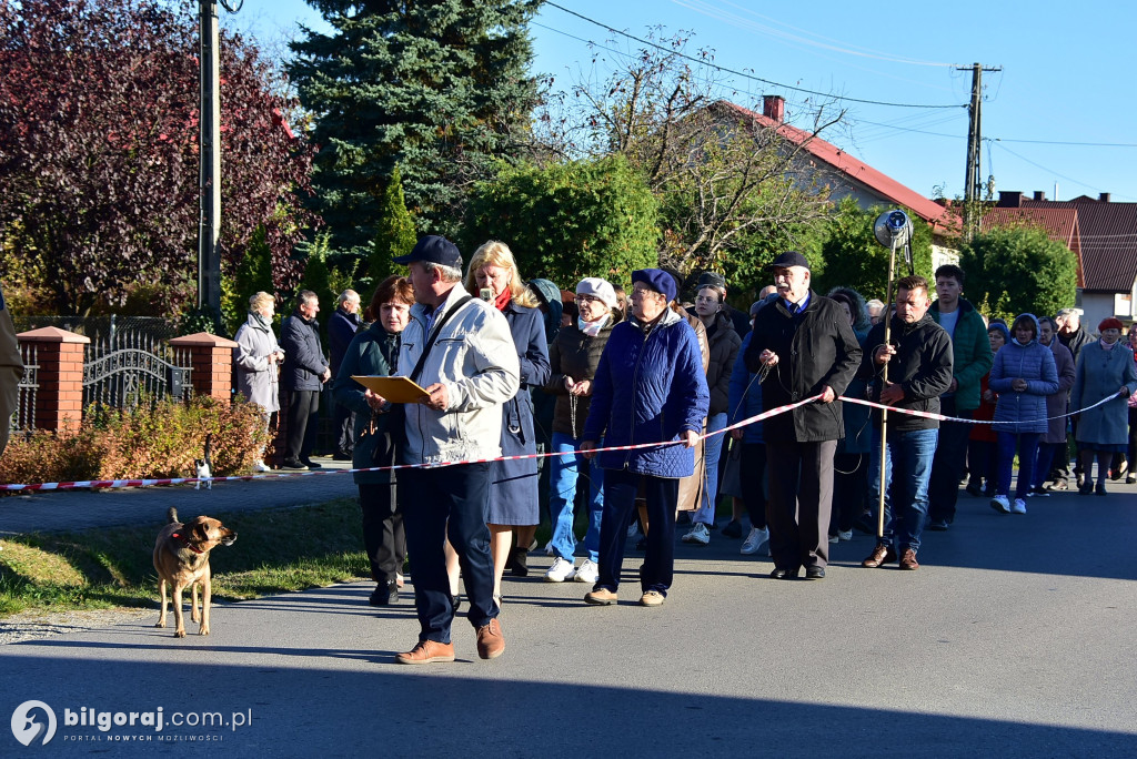 Dereźnia. Procesja różańcowa. Wiara i tradycja mieszkańców
