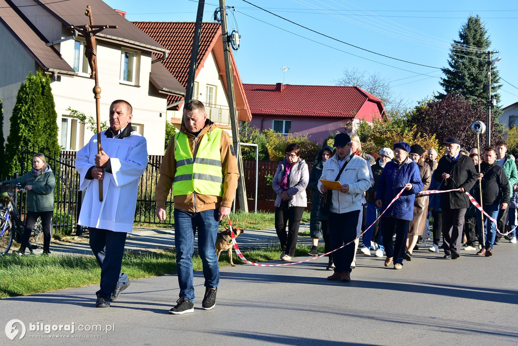 Dereźnia. Procesja różańcowa. Wiara i tradycja mieszkańców