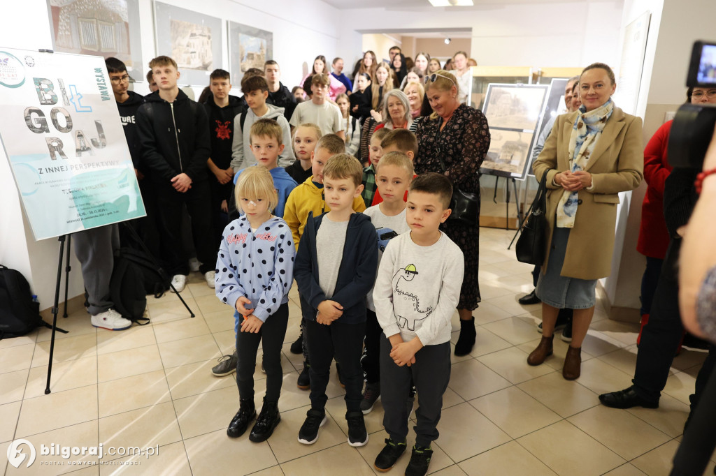Młodzieżowa Sztuka w Muzeum: Wernisaż wystawy Biłgoraj z innej perspektywy