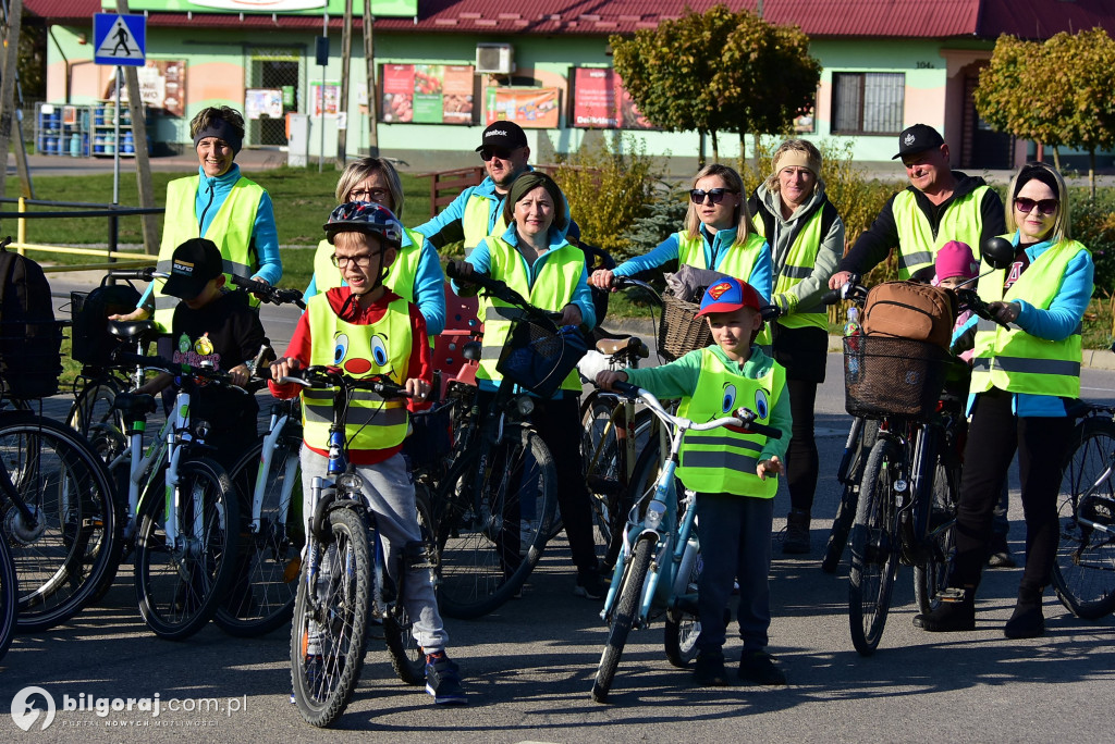 Rajd rowerowy z KGW w Potoku Górnym - Integracja, turystyka i radość