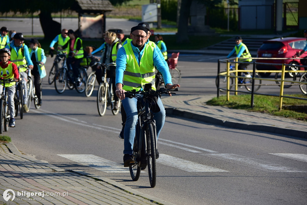 Rajd rowerowy z KGW w Potoku Górnym - Integracja, turystyka i radość