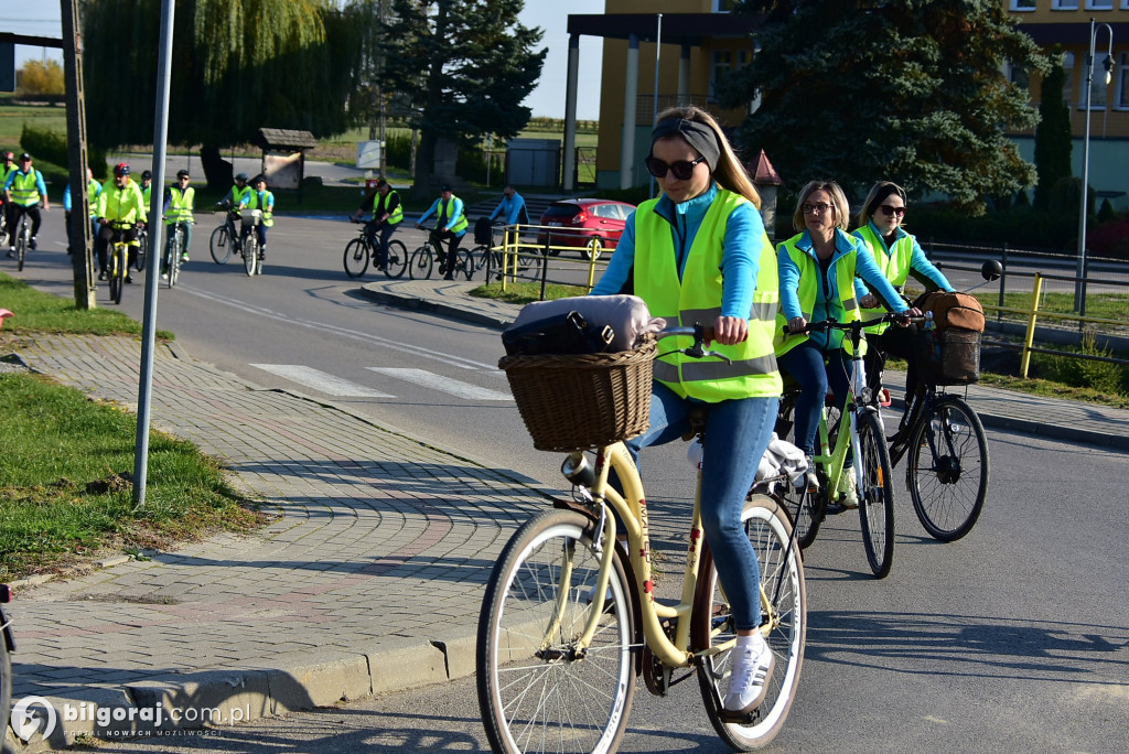 Rajd rowerowy z KGW w Potoku Górnym - Integracja, turystyka i radość