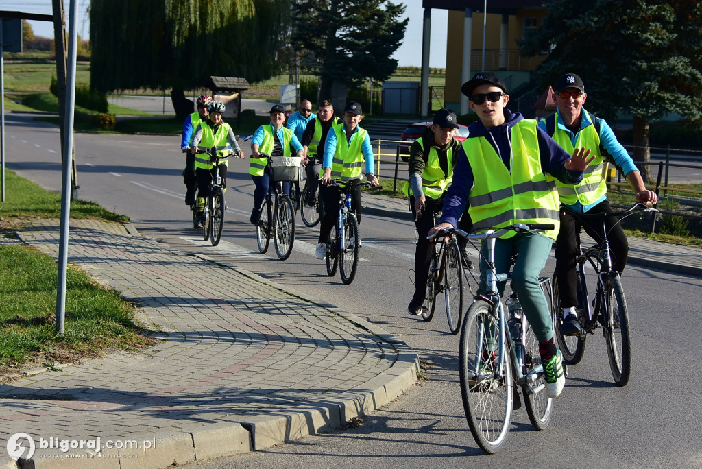 Rajd rowerowy z KGW w Potoku Górnym - Integracja, turystyka i radość