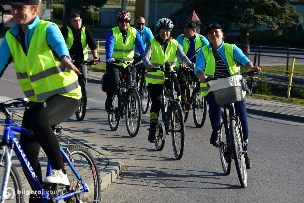 Rajd rowerowy z KGW w Potoku Górnym - Integracja, turystyka i radość