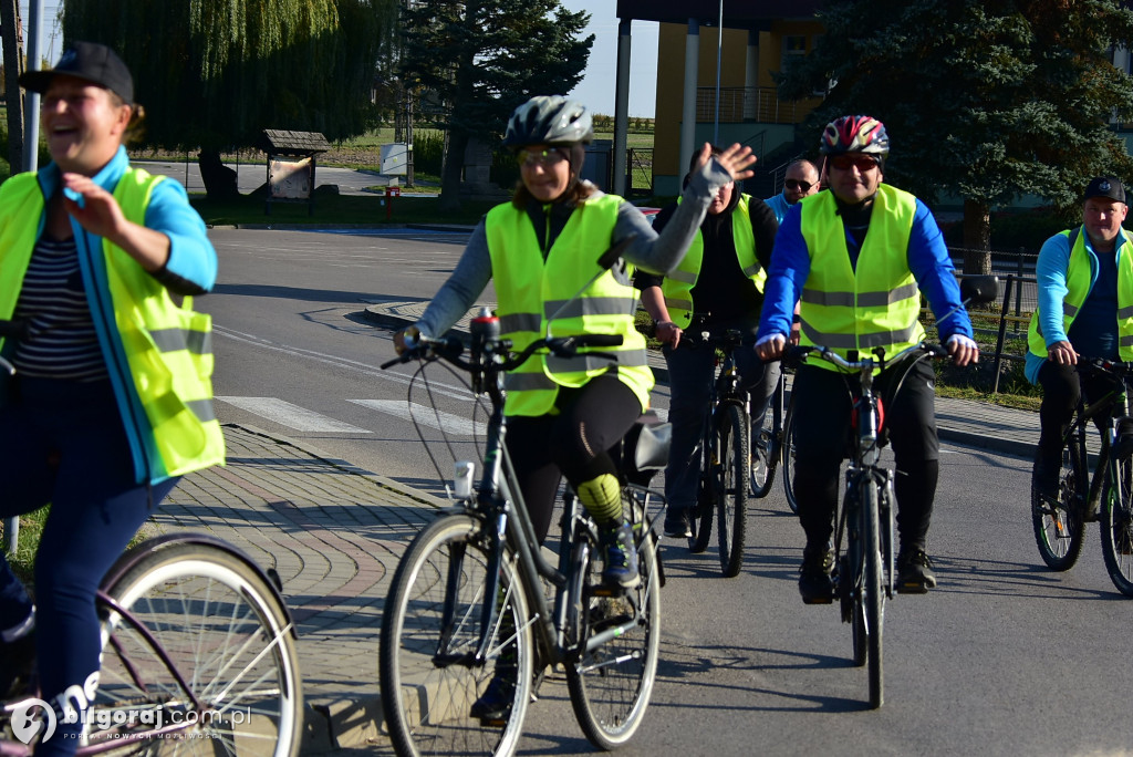 Rajd rowerowy z KGW w Potoku Górnym - Integracja, turystyka i radość