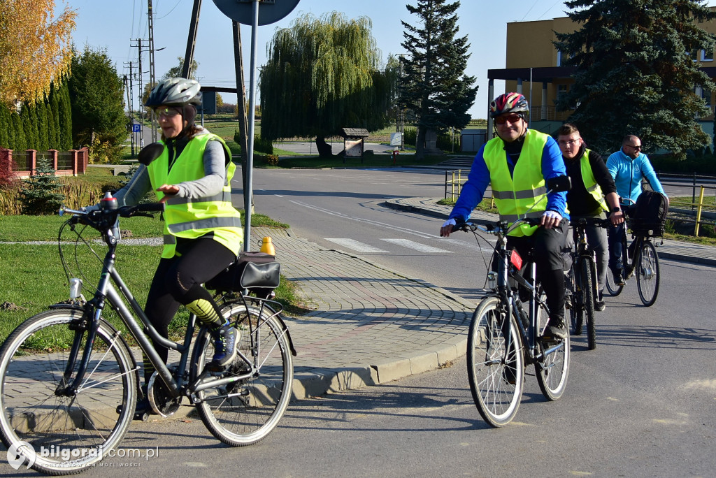 Rajd rowerowy z KGW w Potoku Górnym - Integracja, turystyka i radość