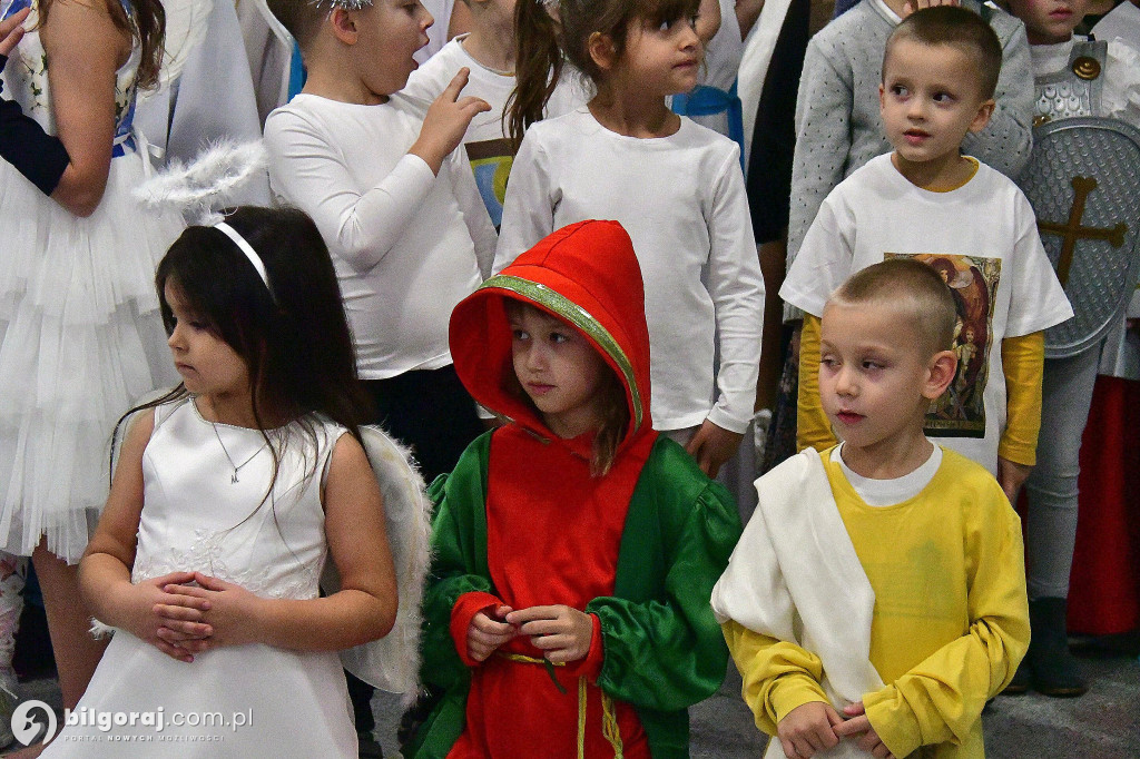 Wzory Świętości: Bal Wszystkich Świętych w Parafii św. Jana Pawła II