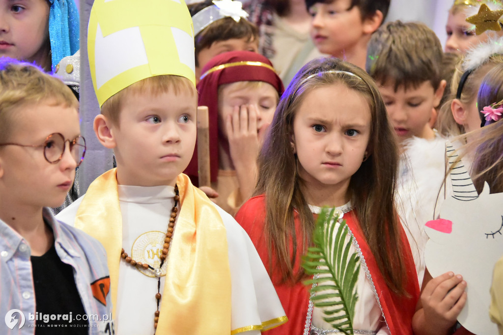 Wzory Świętości: Bal Wszystkich Świętych w Parafii św. Jana Pawła II