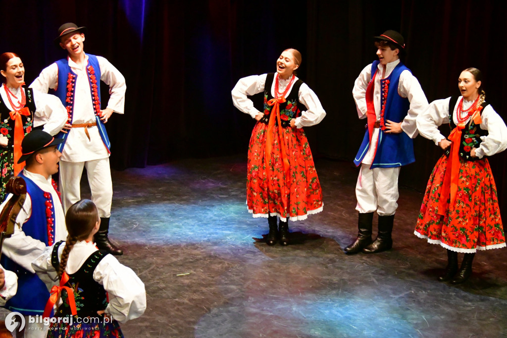 Folklor w sercu Biłgoraja: Zespół 