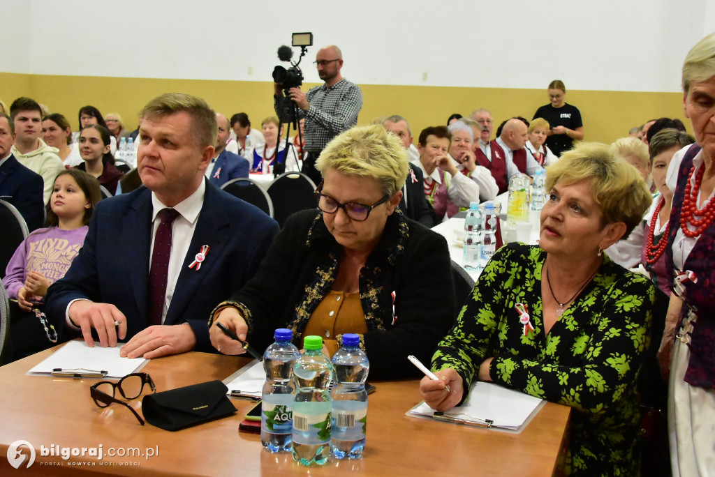 Jesienna Biesiada Kulturalna w Starym Bidaczowie: Święto patriotyzmu i tradycji