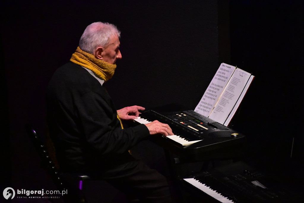 Muzyczne spotkanie pokoleń: Jesienny Podwieczorek Muzyczny w Biłgoraju