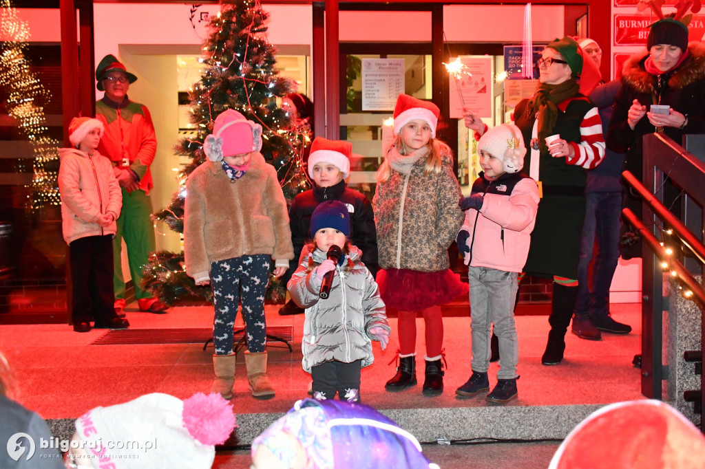 Mikołajki w Biłgoraju: Radosne świętowanie w sercu Śródmieścia