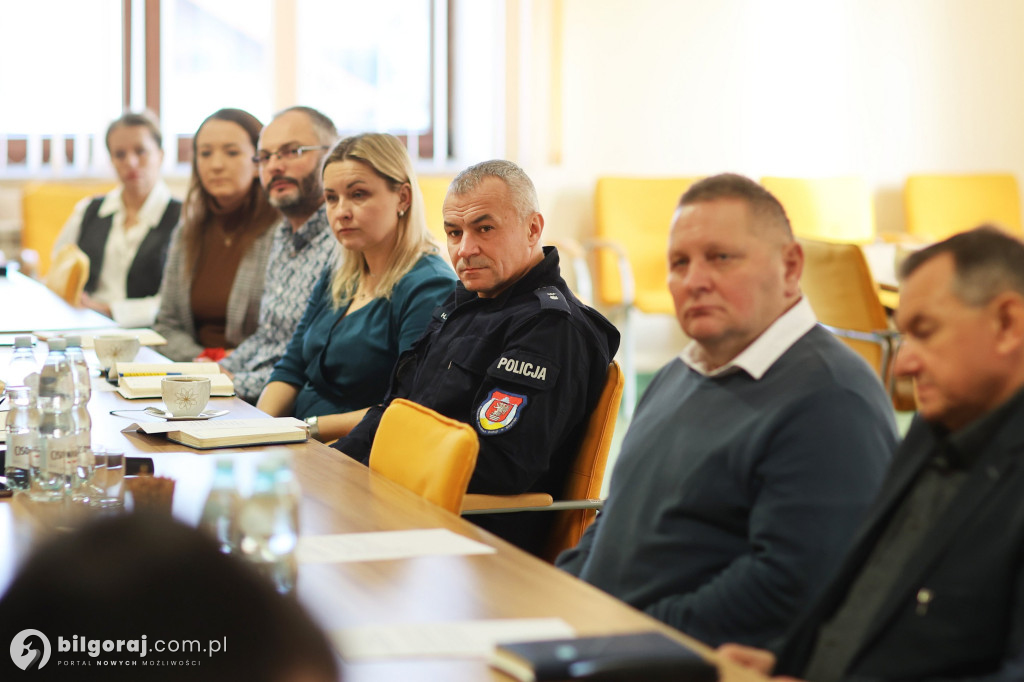 Wścieklizna - śmiertelna choroba odzwierzęca: Spotkanie w Starostwie Powiatowym w Biłgoraju