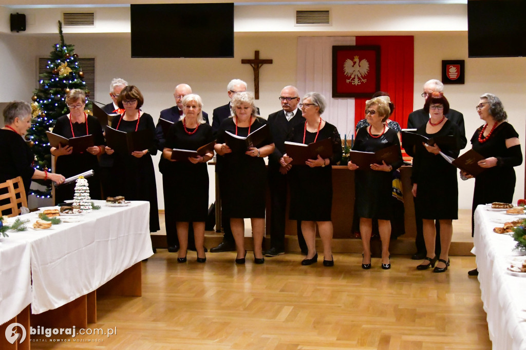 Bożonarodzeniowa Opowieść: UTW z Biłgoraja na scenie