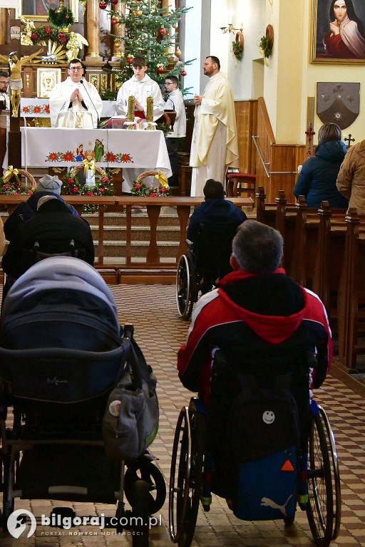 Świąteczne spotkanie osób niepełnosprawnych i chorych w Tereszpolu