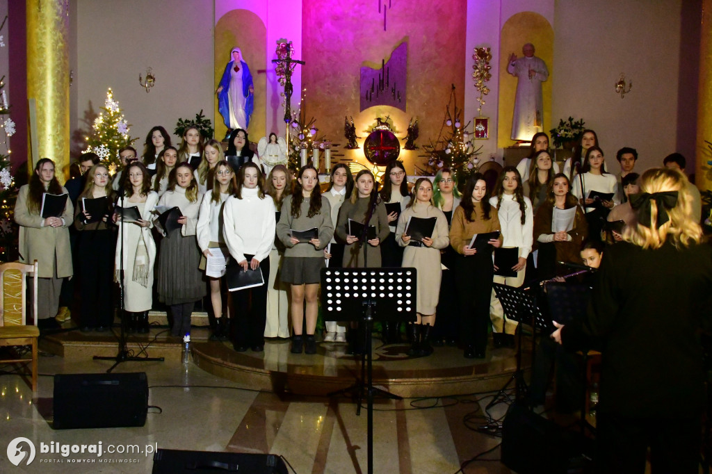 Uwielbienie Narodzonego. Niezwykły koncert młodzieży