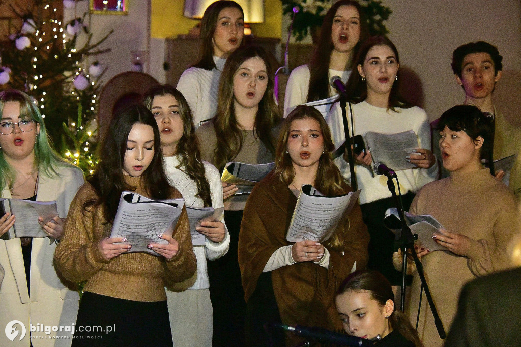 Uwielbienie Narodzonego. Niezwykły koncert młodzieży