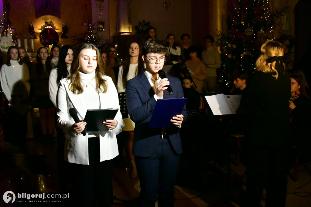 Uwielbienie Narodzonego. Niezwykły koncert młodzieży