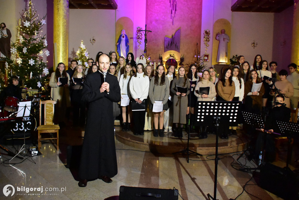 Uwielbienie Narodzonego. Niezwykły koncert młodzieży