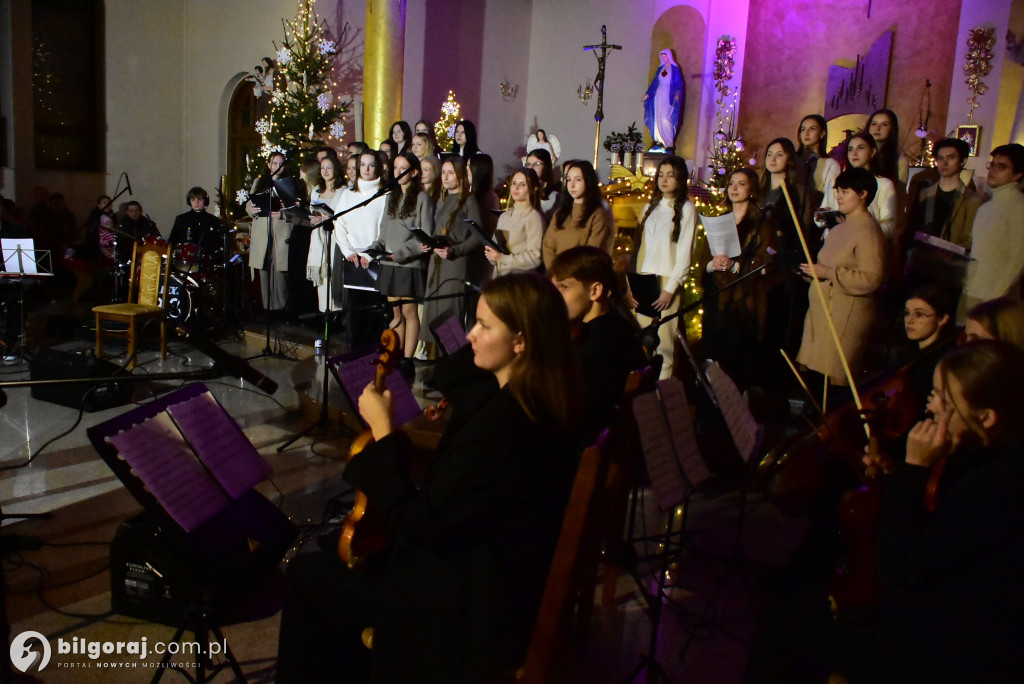 Uwielbienie Narodzonego. Niezwykły koncert młodzieży