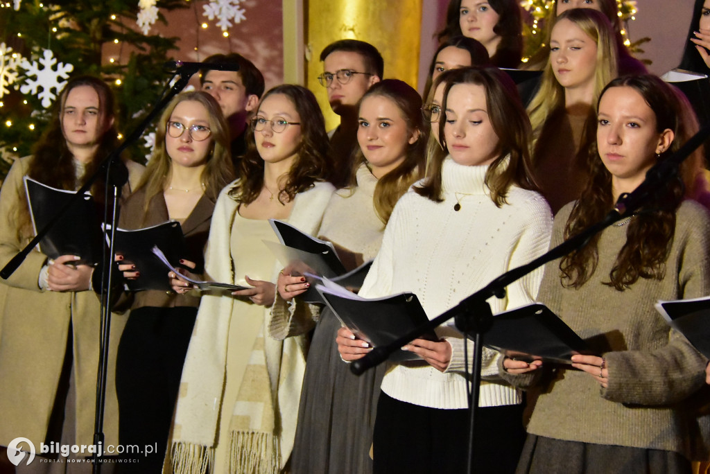 Uwielbienie Narodzonego. Niezwykły koncert młodzieży