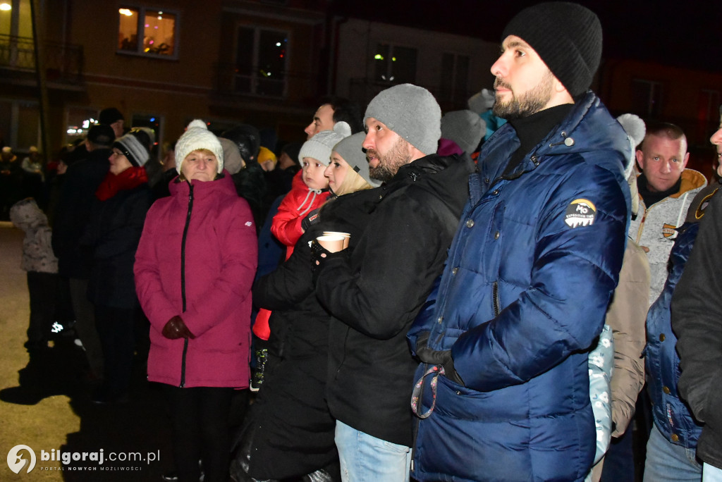 Sylwestrowy spektakl w Goraju, czyli gorajskie diabełki