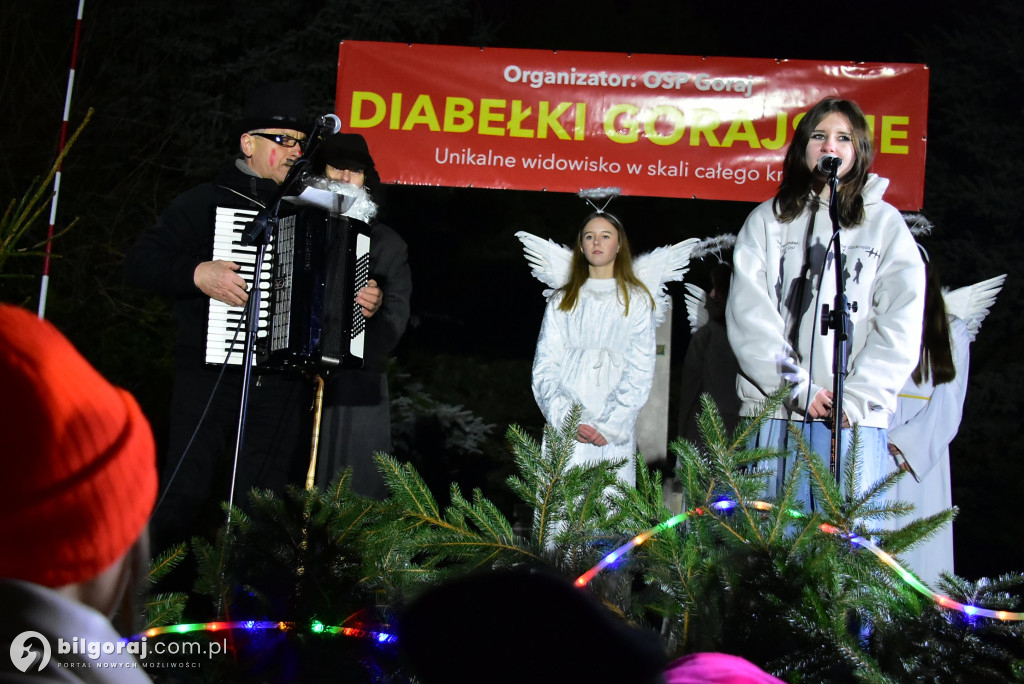 Sylwestrowy spektakl w Goraju, czyli gorajskie diabełki