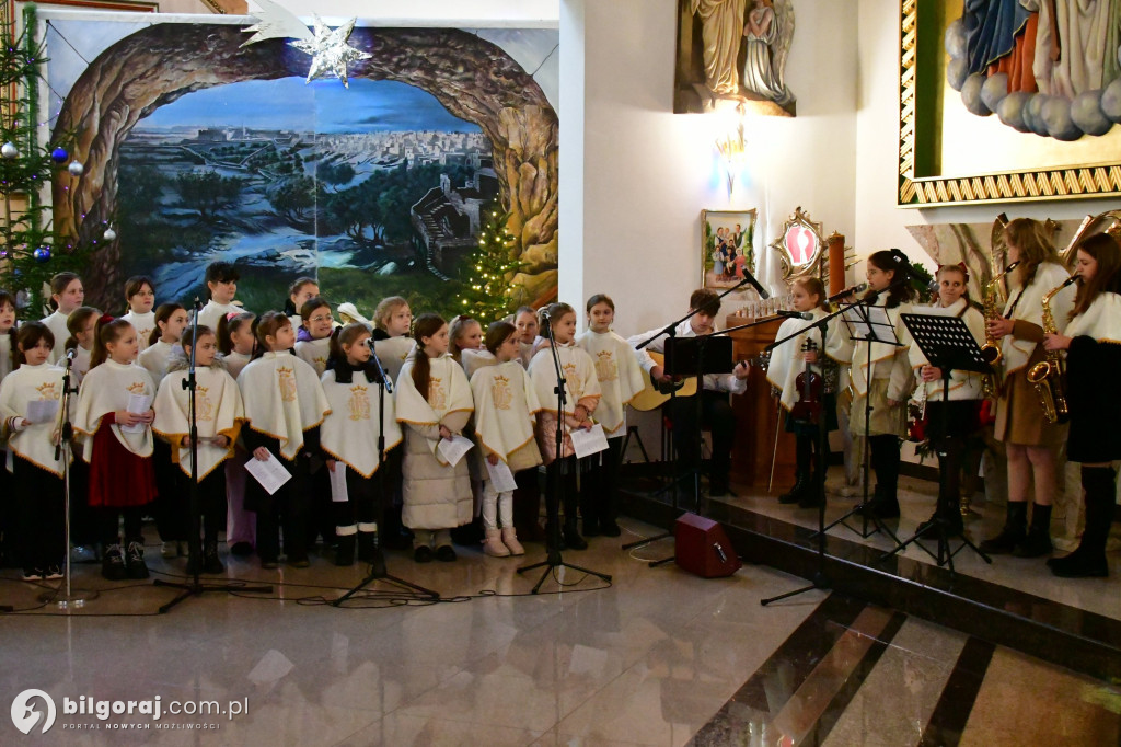 Koncert kolęd i pastorałek w wykonaniu Królewskich Skowronków