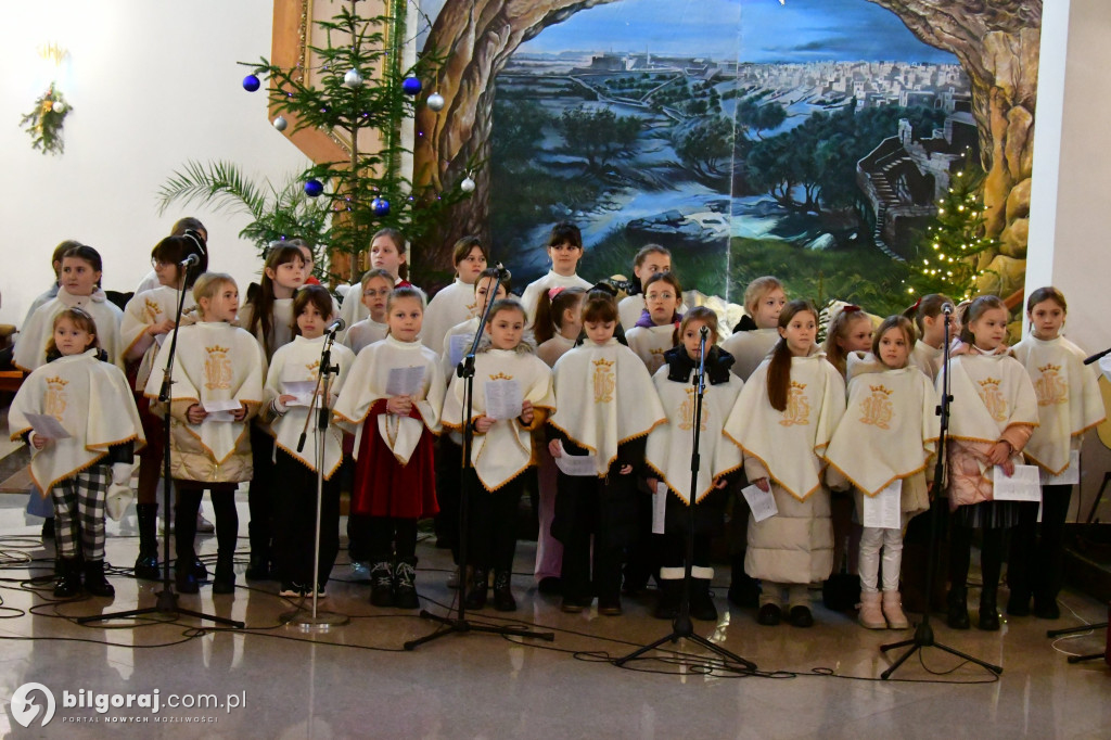 Koncert kolęd i pastorałek w wykonaniu Królewskich Skowronków