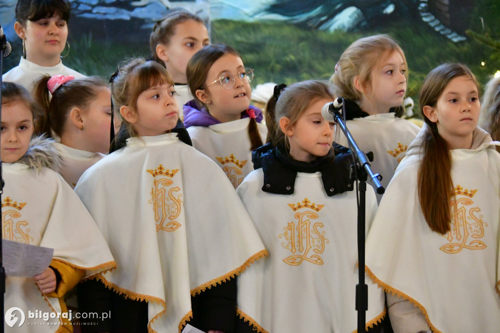 Koncert kolęd i pastorałek w wykonaniu Królewskich Skowronków